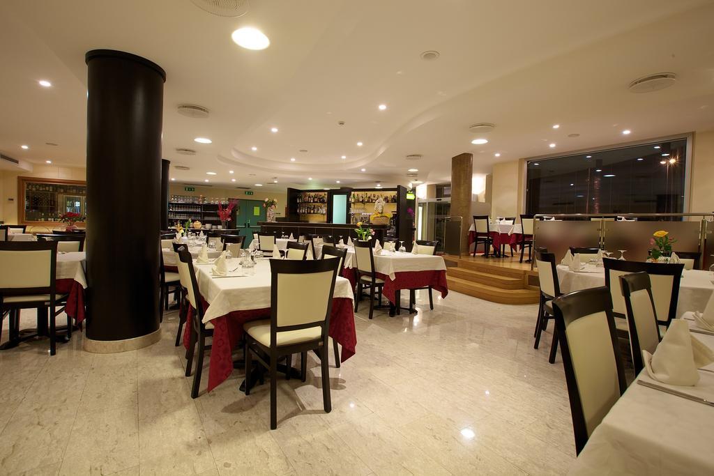 Hotel 5 Vie Almenno San Salvatore Εξωτερικό φωτογραφία