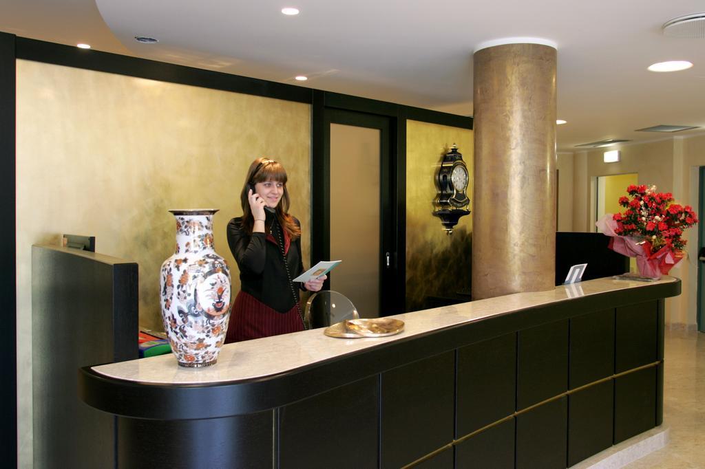 Hotel 5 Vie Almenno San Salvatore Εξωτερικό φωτογραφία