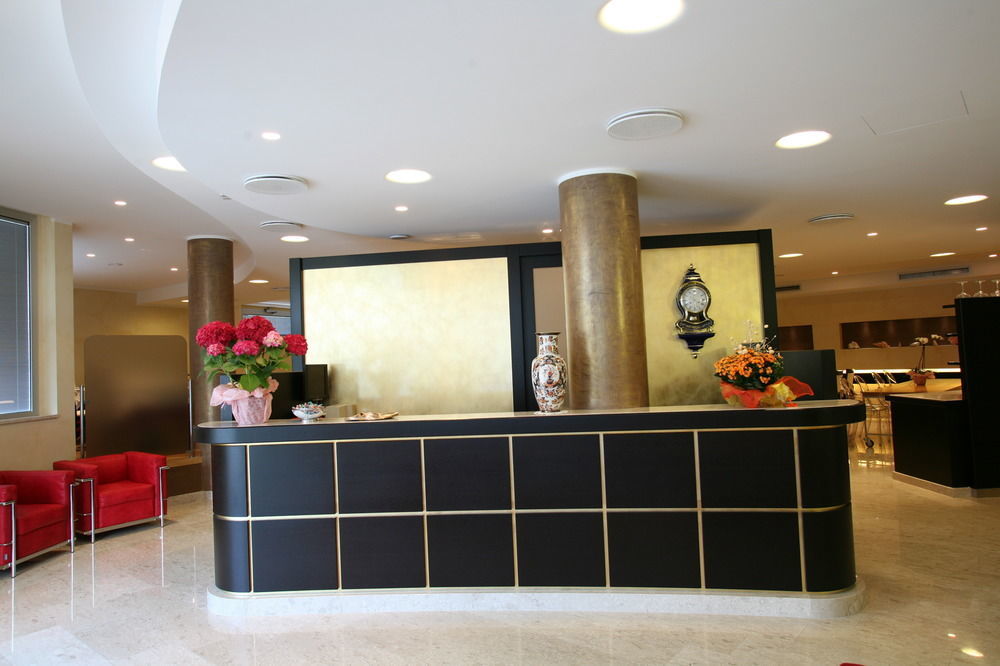 Hotel 5 Vie Almenno San Salvatore Εξωτερικό φωτογραφία